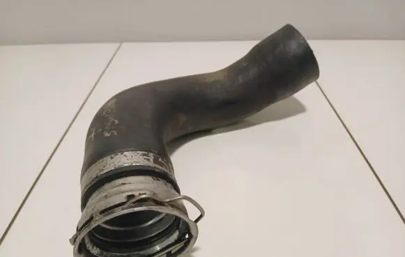 Toyota Avensis T250 Intercooler hose/pipe