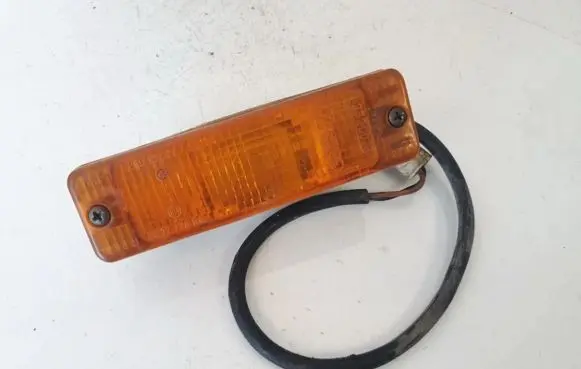 Volkswagen Jetta II Front indicator light 171953155e
