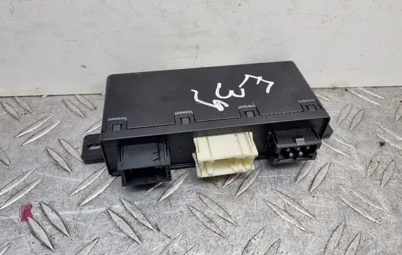 BMW 5 E39 Door control unit/module 8378773 61358378773