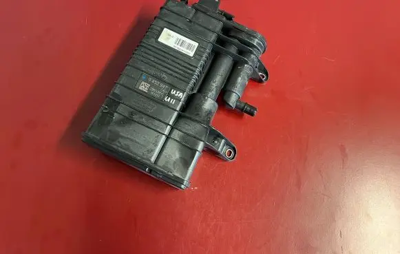 BMW X1 U11 Active carbon filter fuel vapour canister 9452947 16139452947