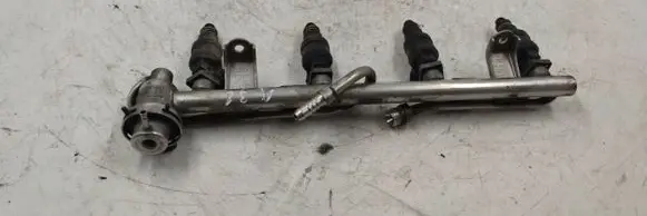 Audi A4 S4 B5 8D Fuel main line pipe 058133681