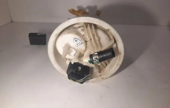 Mercedes-Benz CLS C219 In-tank fuel pump A2C53141658