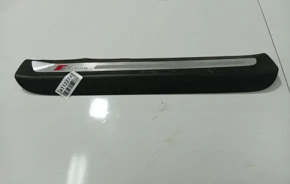 Audi Q7 4L Rear sill trim cover 4L0853376CAEL