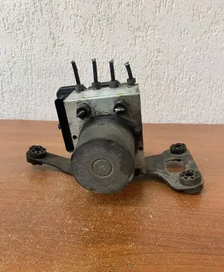 Land Rover Discovery 5 ABS Pump HPLA14F447AE 748
