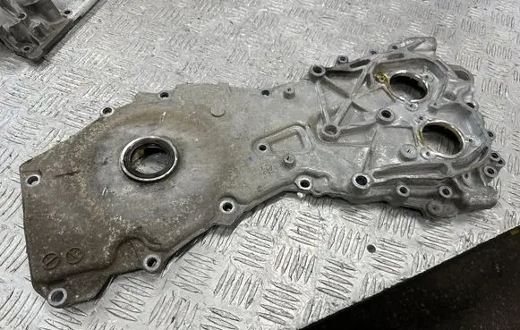 Mercedes-Benz CLA C118 X118 Timing chain cover 