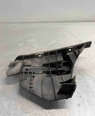 Volvo S70 V70 V70 XC Front bumper mounting bracket 31265344