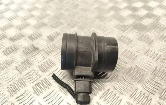 Audi A4 S4 B8 8K Mass air flow meter F00C267046