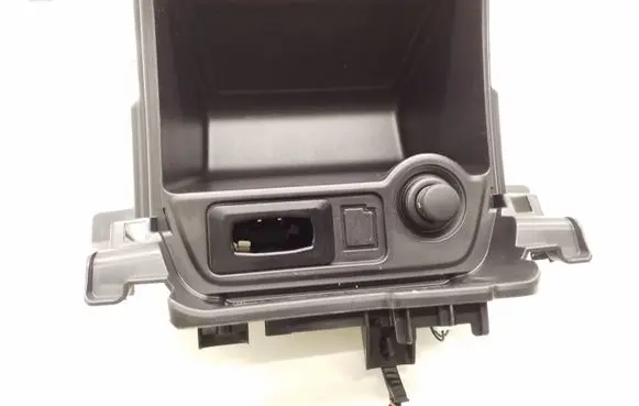 Mitsubishi Outlander Other interior part 8637A530
