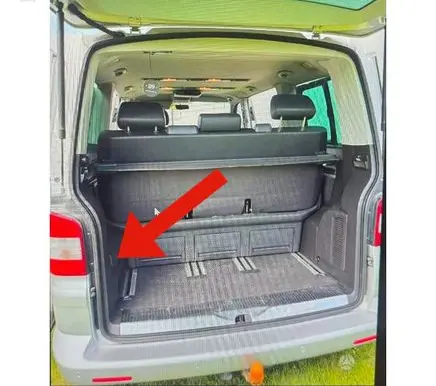 Volkswagen Multivan T5 Trunk/boot side trim panel 7H5868433A