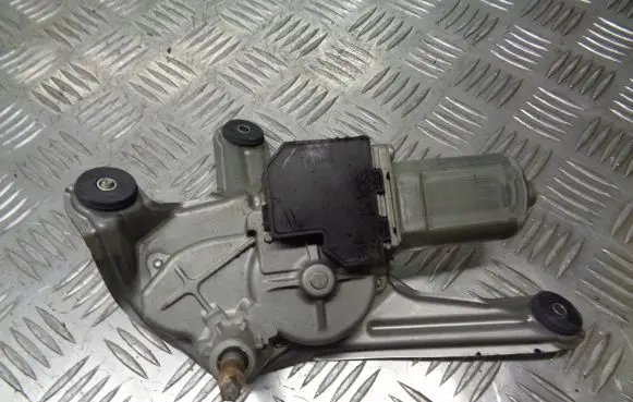 Toyota Avensis T250 Wiper motor 85130-05100