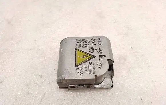 BMW X5 E53 Headlight ballast module Xenon 5DD00831950