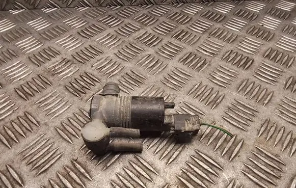 Opel Vivaro Windscreen/windshield washer pump 1024583