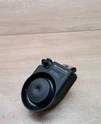 Volkswagen PASSAT B6 Horn signal 1K0951605C F005V00327