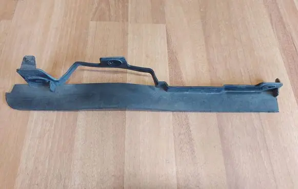 Renault Espace V (RFC) Brake cooling air channel/duct 622566222R 960156158R 622560083R