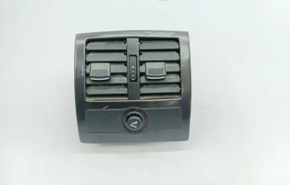 Rear air vent grill