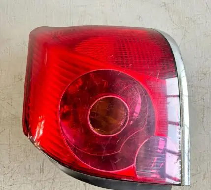 Toyota Avensis T250 Tailgate rear/tail lights 4PUERTAS