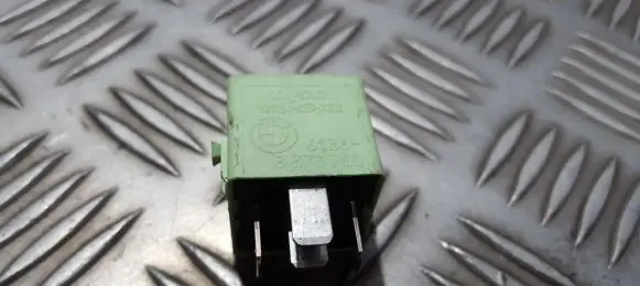 BMW 3 E46 Other relay 61368373700
