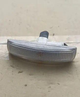 Land Rover Range Rover Sport L320 Front fender indicator light CH9H2213N330A