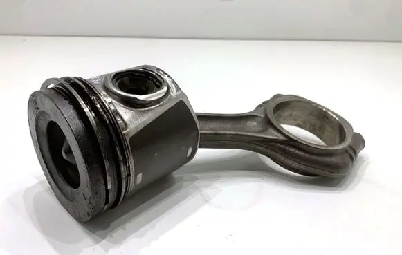 Fiat Ducato Piston with connecting rod 