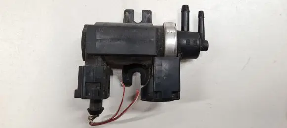 Audi A4 S4 B6 8E 8H Turbo solenoid valve 8E0906628C 72290314