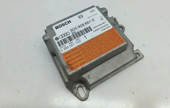 Volkswagen Touareg I Airbag control unit/module 3D0909601E 0285001733