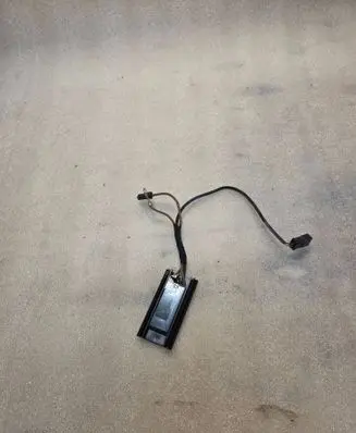 Audi A8 S8 D2 4D Aerial antenna amplifier