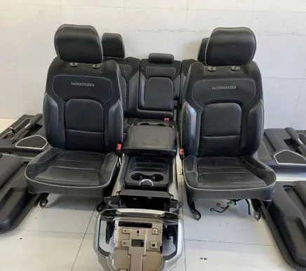 Ram 1500 DT Seat and door cards trim set