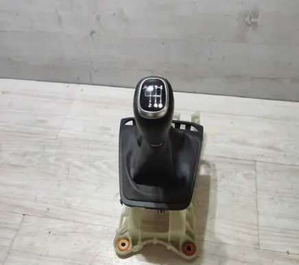 KIA Rio Gear selector 