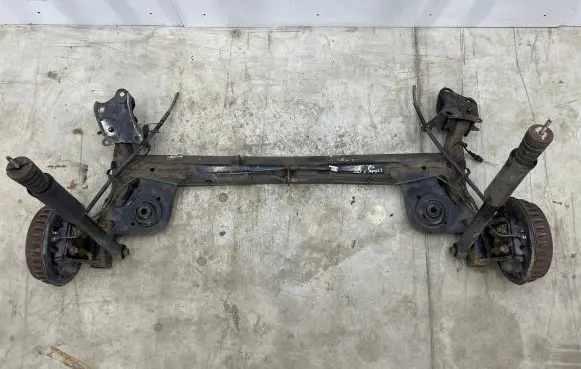 Dacia Logan I Rear axle beam 