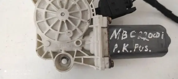 Mercedes-Benz C W203 Front door window regulator motor A2118201842 990596100