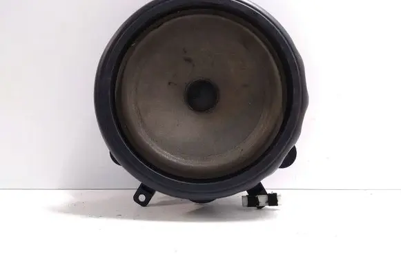Audi A3 S3 8P Front door speaker 8P0035411
