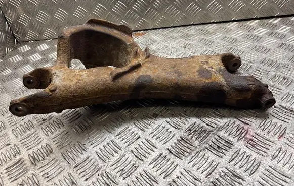 Volvo XC90 Rear upper control arm/wishbone