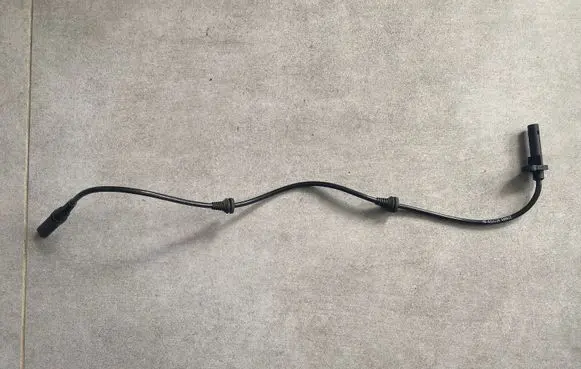 BMW X5 E70 ABS brake wheel speed sensor 61126908705