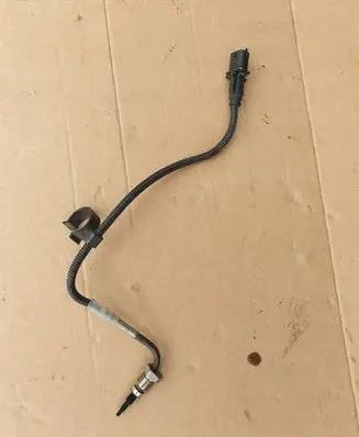 Iveco Daily 6th gen Exhaust gas temperature sensor 5801744618