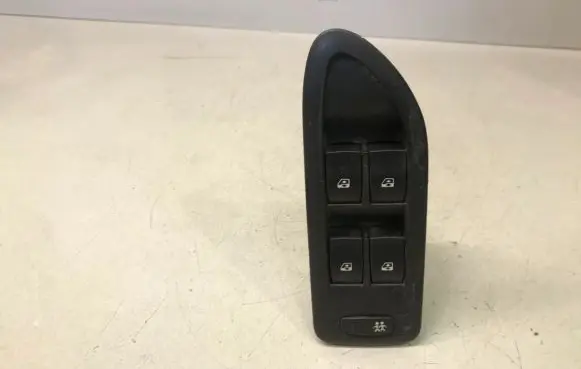 Renault Laguna II Electric window control switch 8200397297