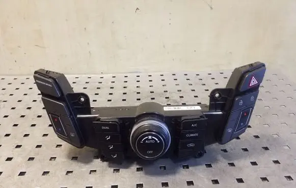 Hyundai i40 Climate control unit 972503Z900