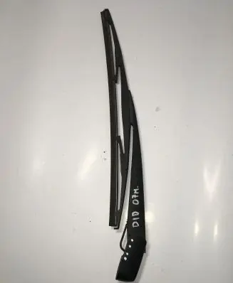 Rear wiper blade arm