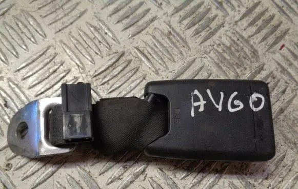 Toyota Aygo AB40 Rear seatbelt buckle