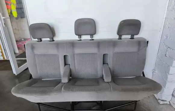 Volkswagen Transporter - Caravelle T4 Rear seat 