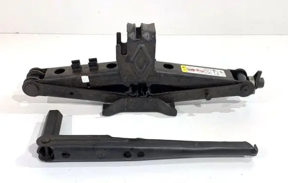 Jeep Cherokee Other under body part 68102268AD