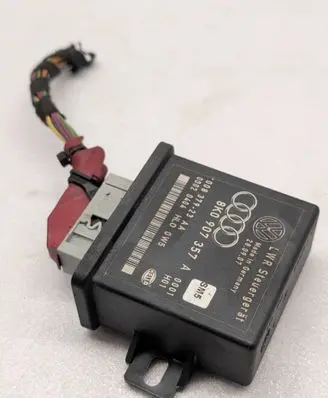Audi A5 8T 8F Light module LCM 8K0907357A 00837923AA 00020404