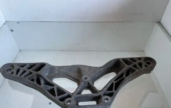 Audi A6 S6 C6 4F Rear differential/diff mount bracket 4F0599287