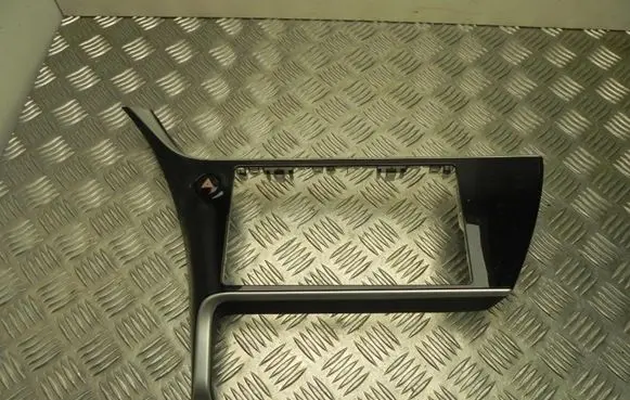 Toyota Corolla E160 E170 Radio/GPS head unit trim 5540502E50 T4564
