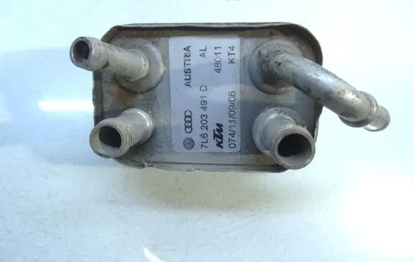 Audi Q7 4L Fuel cooler (radiator) 7L6203491D