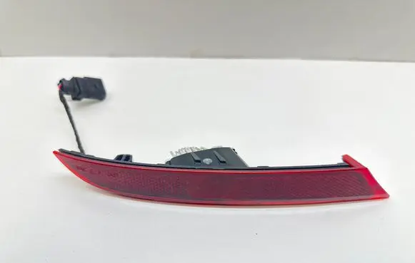 Volkswagen PASSAT B8 Rear fog light 561945701