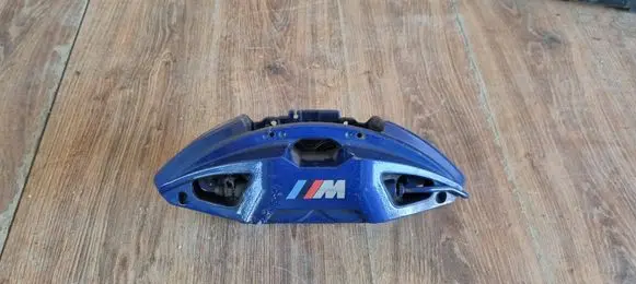BMW 3 G20 G21 Front brake caliper 689124101