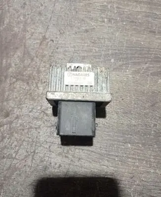 Renault Scenic III - Grand scenic III Glow plug pre-heat relay 8200859243