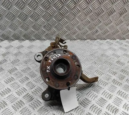 Volkswagen Golf VII Front wheel hub 5WA407255 5WA407621