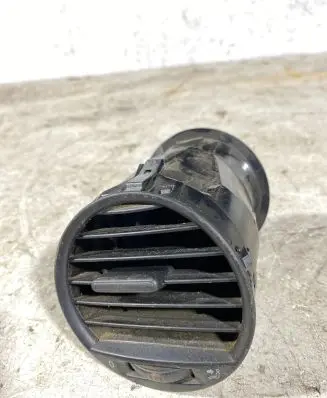 Volkswagen Caddy Dash center air vent grill 2k0819703b