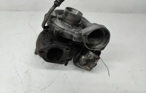 BMW 5 E60 E61 Turbo 7791709 75008013 GT2056V